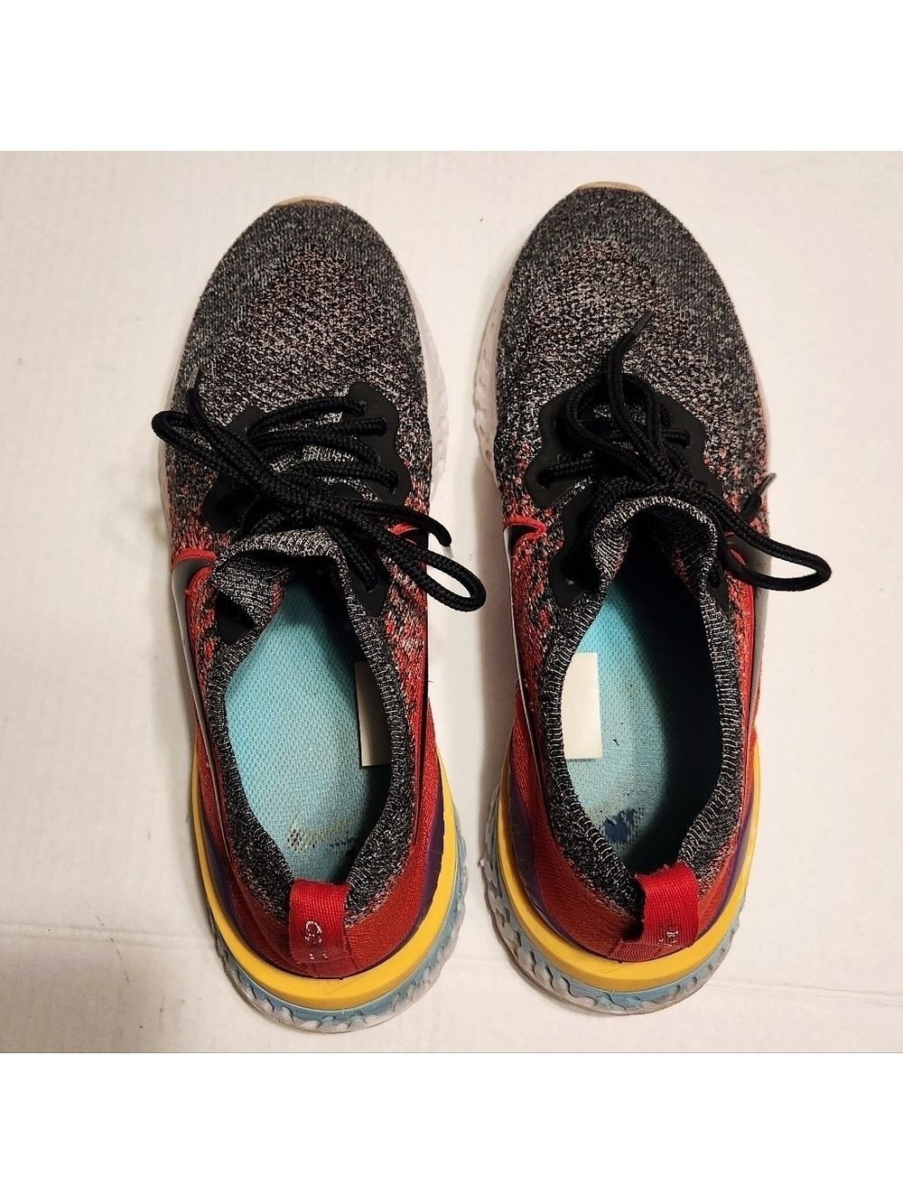 Nike Epic React Flyknit 2 Mens 10 Red Black Running Shoes - Picture 8 of 12